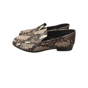 Vince Camuto Size 6 Jendaya Convertible Loafer Mulberry Snake Print Leather